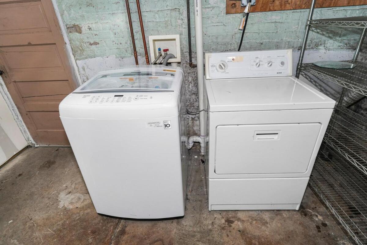 King Bed 6br With Pool Table Sleeps 16 Near Humboldt Park Apartment Chicago