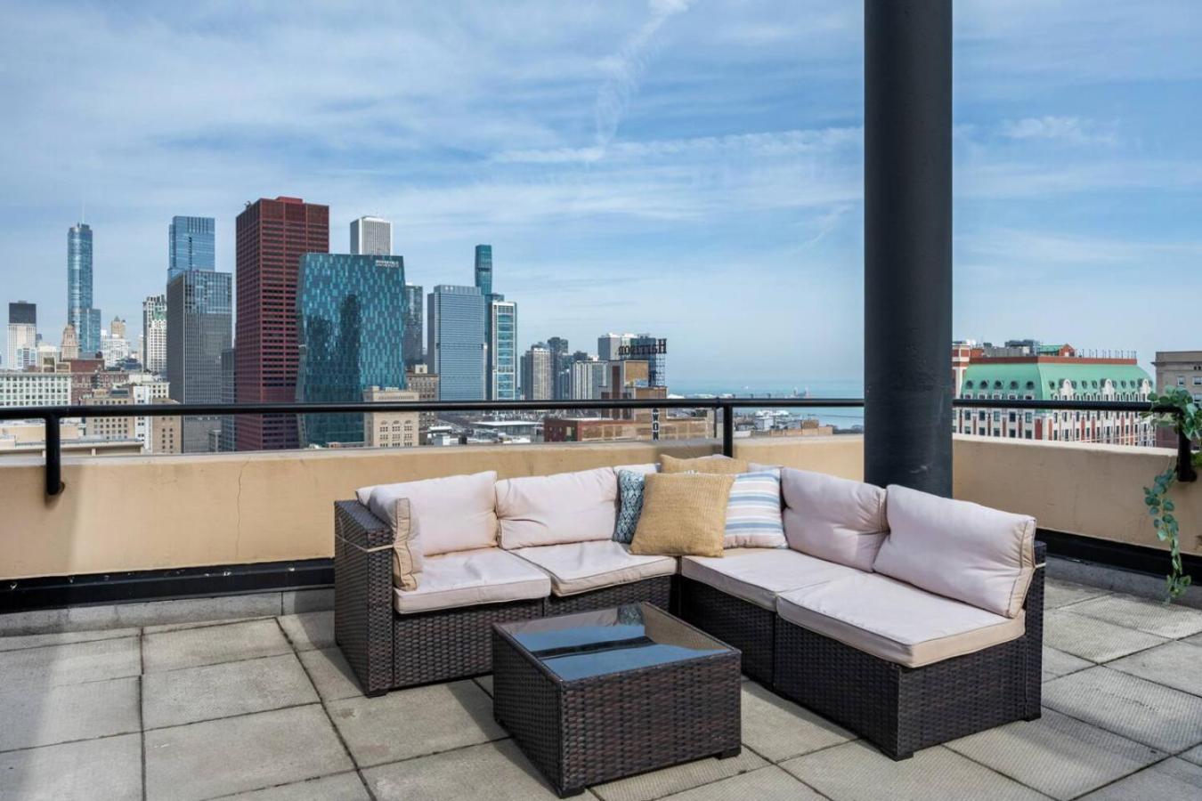 Apartment Downtown Penthouse 5Bd Views Parking Gym