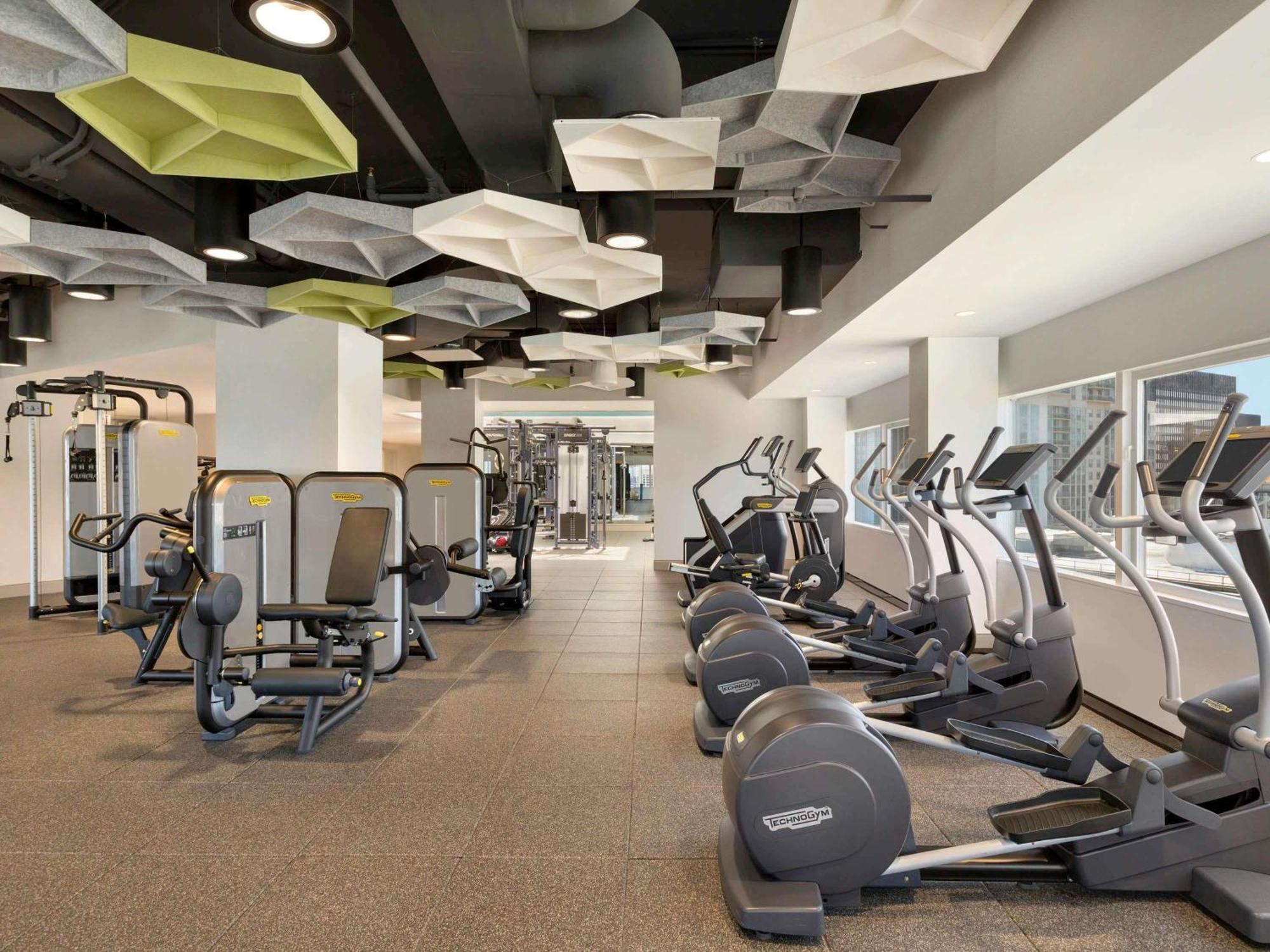 Swissotel 4*