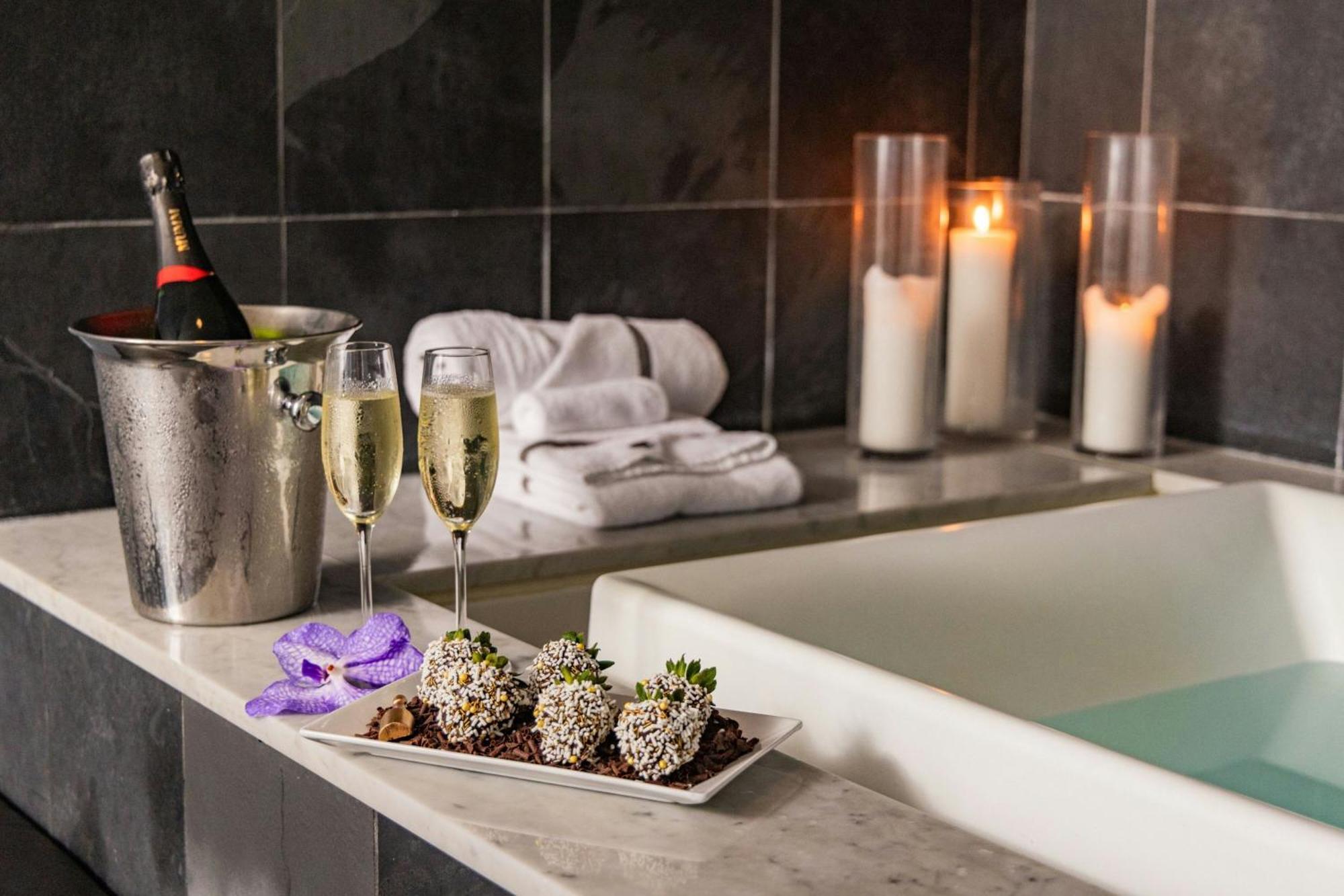 Jw Marriott Hotel 5*