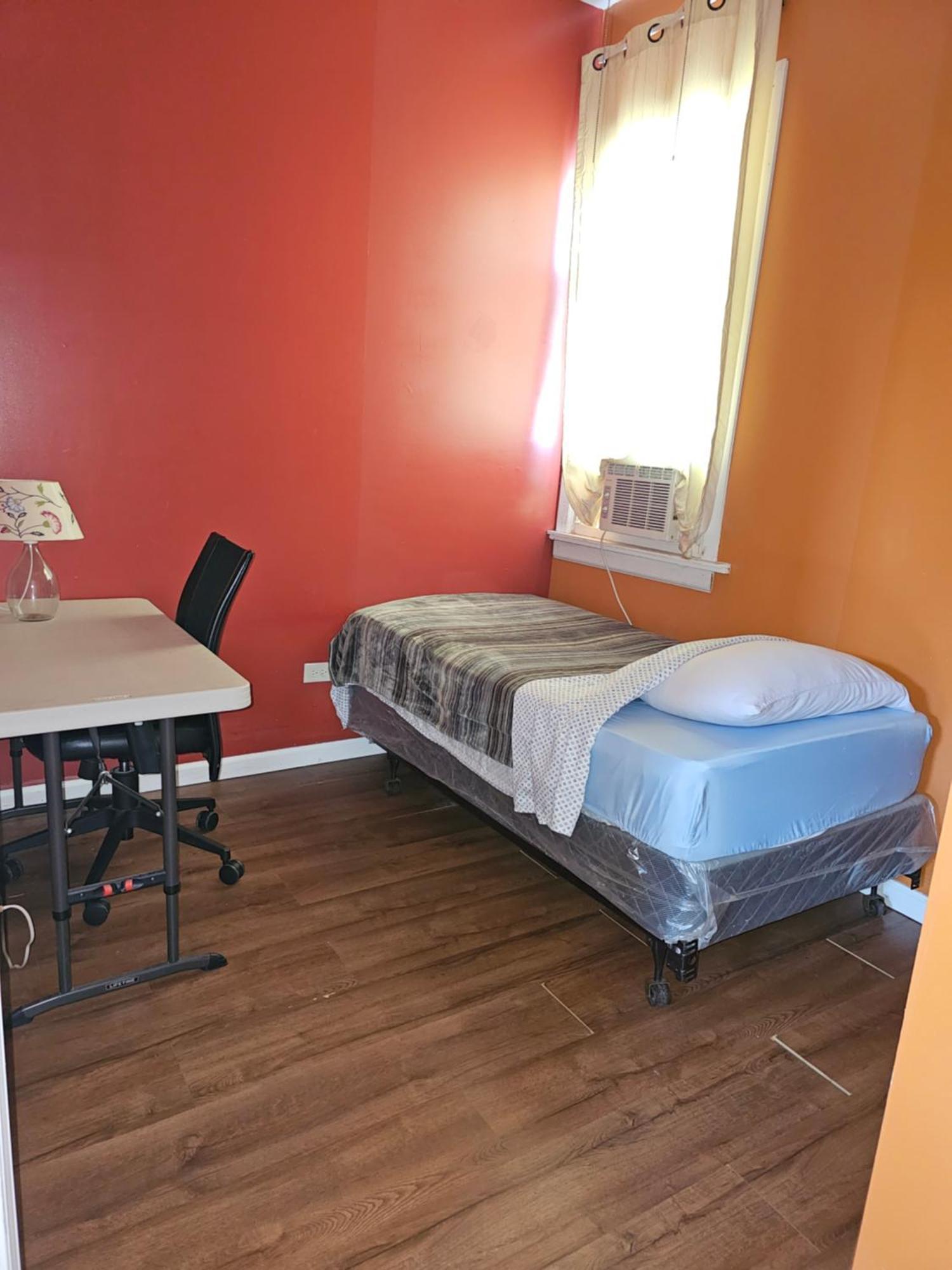 5430 Happy Homestay Chicago