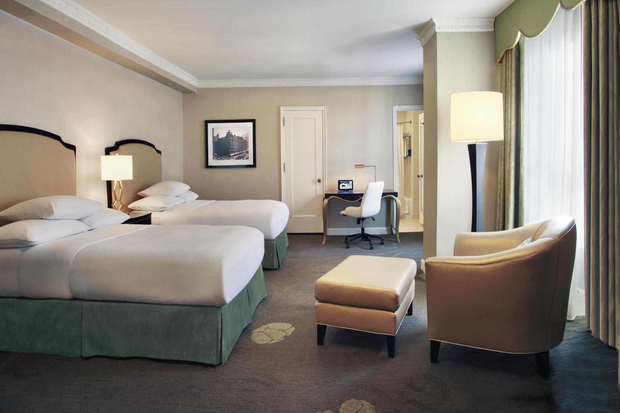 The Palmer House Hilton Hotel 4*