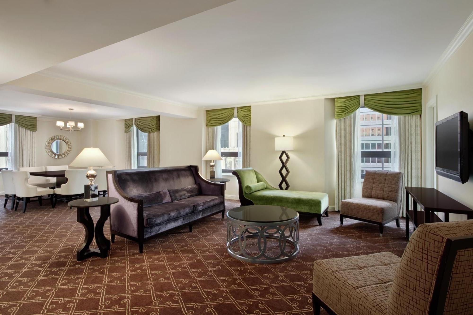 Hotel The Palmer House Hilton