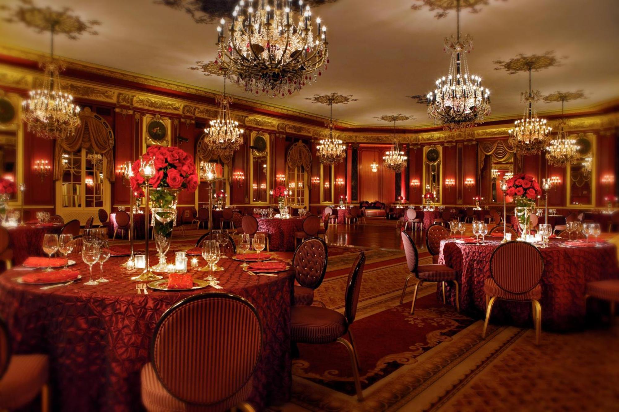 Hotel The Palmer House Hilton 4*