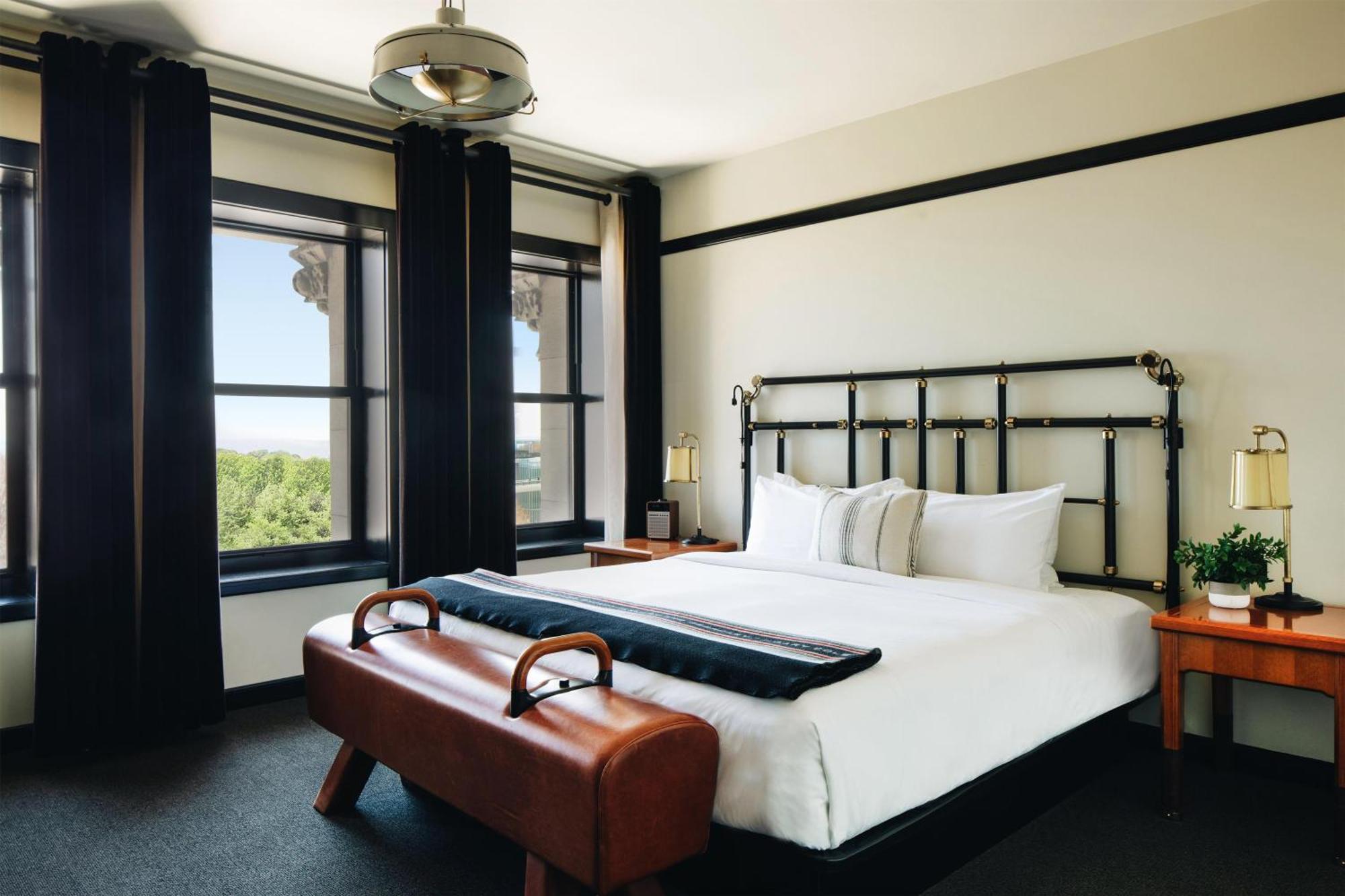 Hotel Athletic Association, Part Of Hyatt Chicago