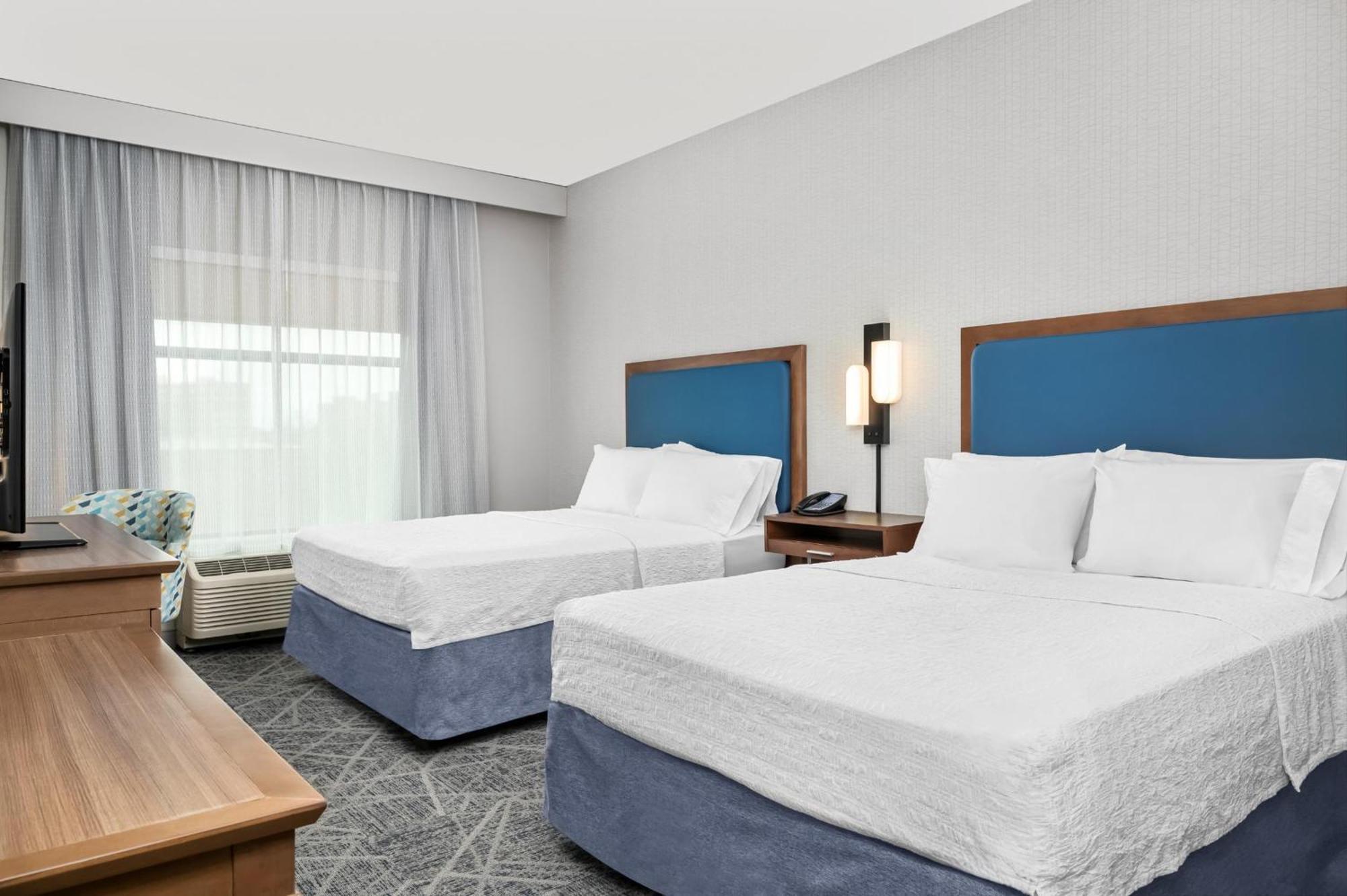 Hampton Inn Chicago North-Loyola Station, Il Hotel 3*