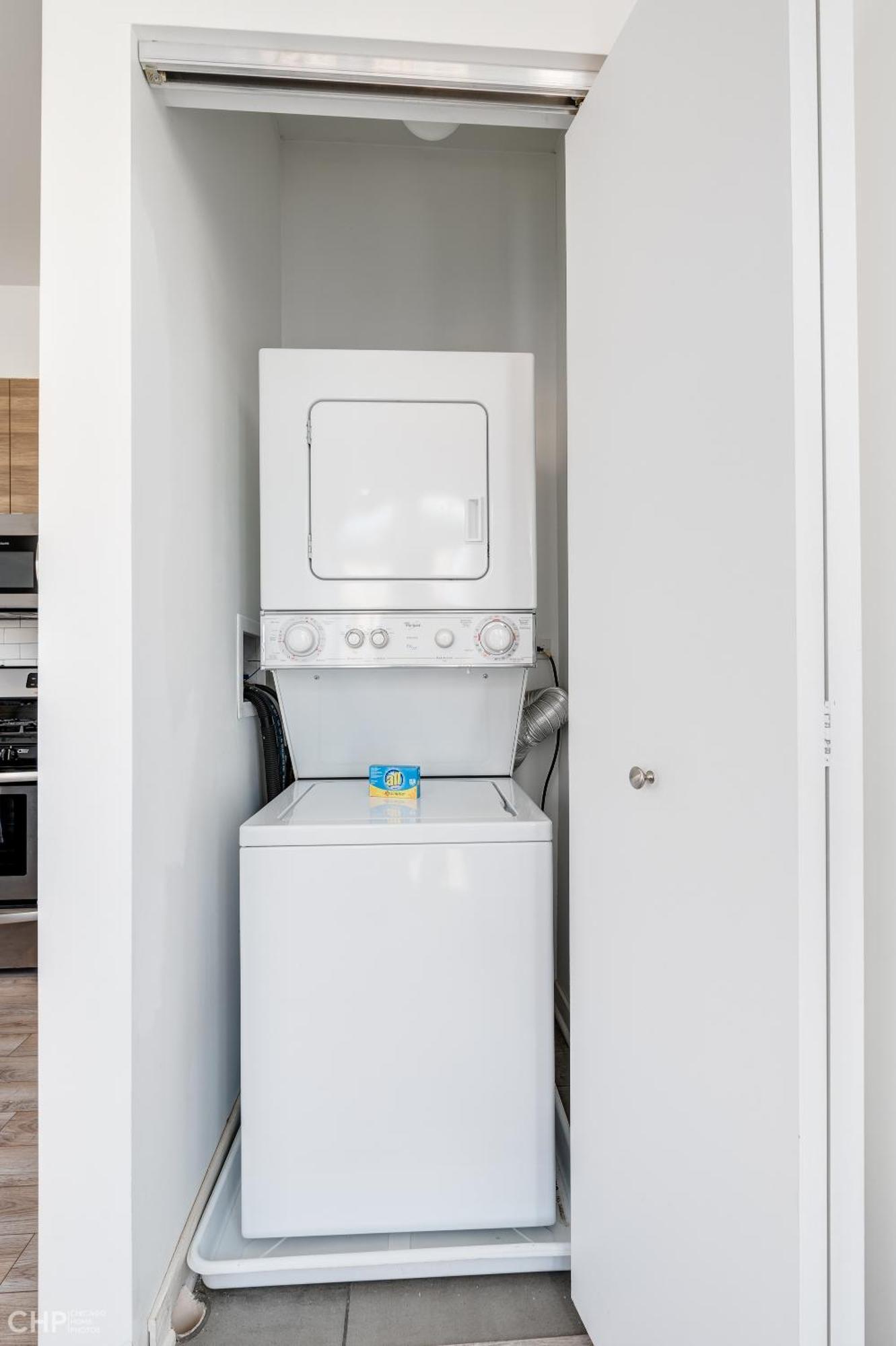 747 Lofts By Redawning - River West, Second Floor * Chicago