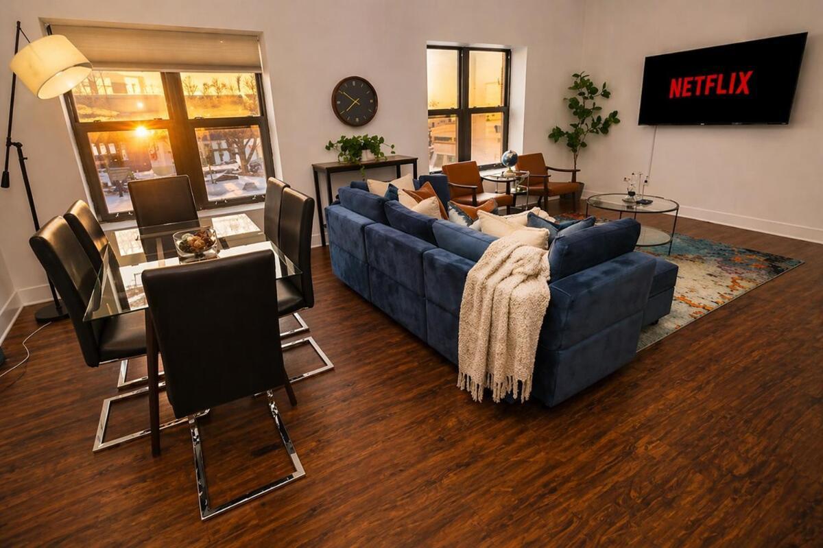 Spacious 3br 420 Friendly Near Mccormick Place, Lakefront And Soldier Field * Chicago