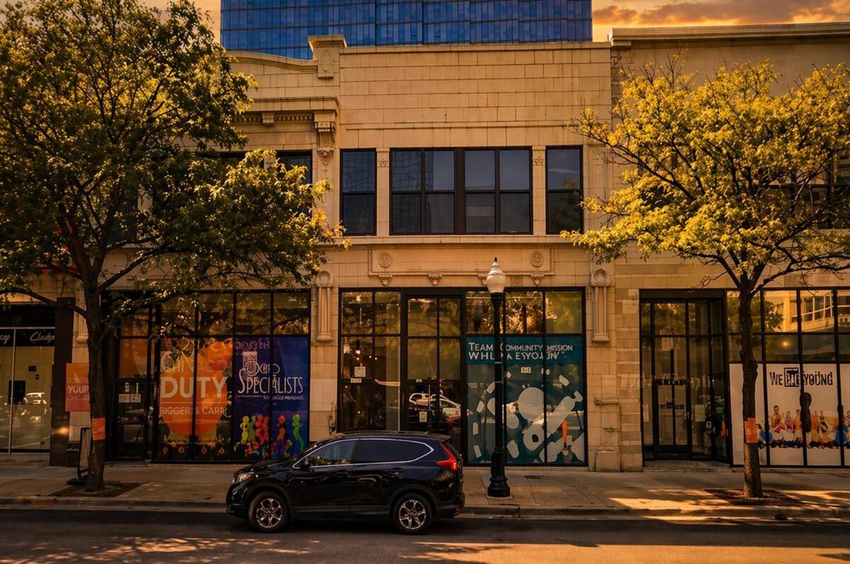Spacious 3br 420 Friendly Near Mccormick Place, Lakefront And Soldier Field