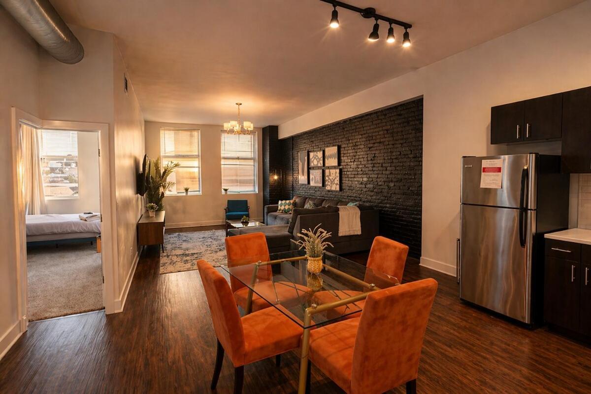 Stylish Cozy 3br 420 Friendly With Gym Near Mccormick Place, Grant Park And Soldier Field Apartment