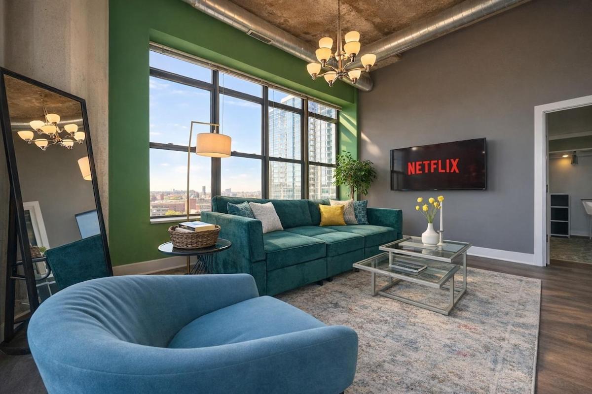 Luxury 2br With Optional Parking And Gym Access Near Mccormick Place And Soldier Field