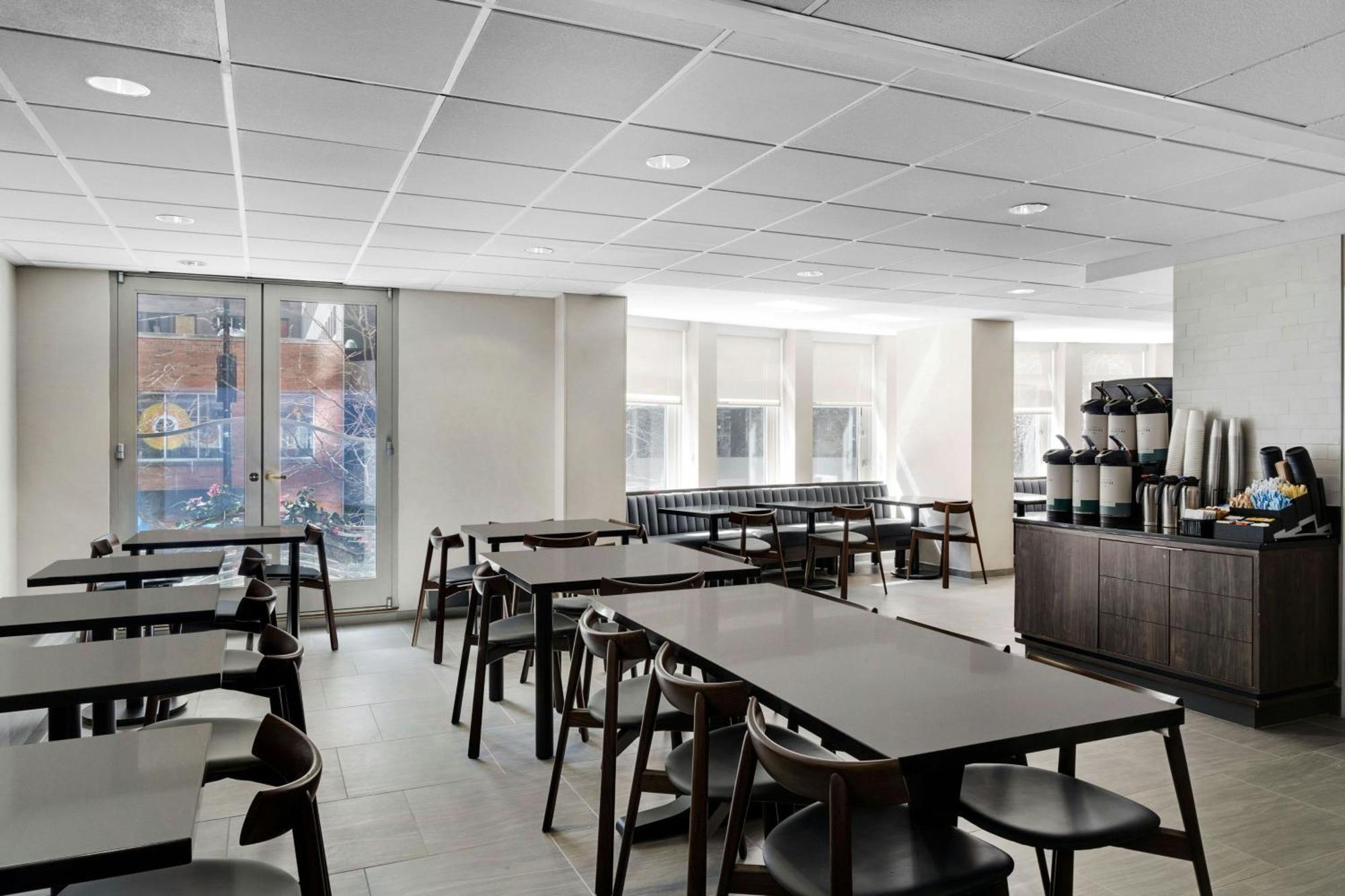 Fairfield And Downtown/ Magnificent Mile 3* Chicago