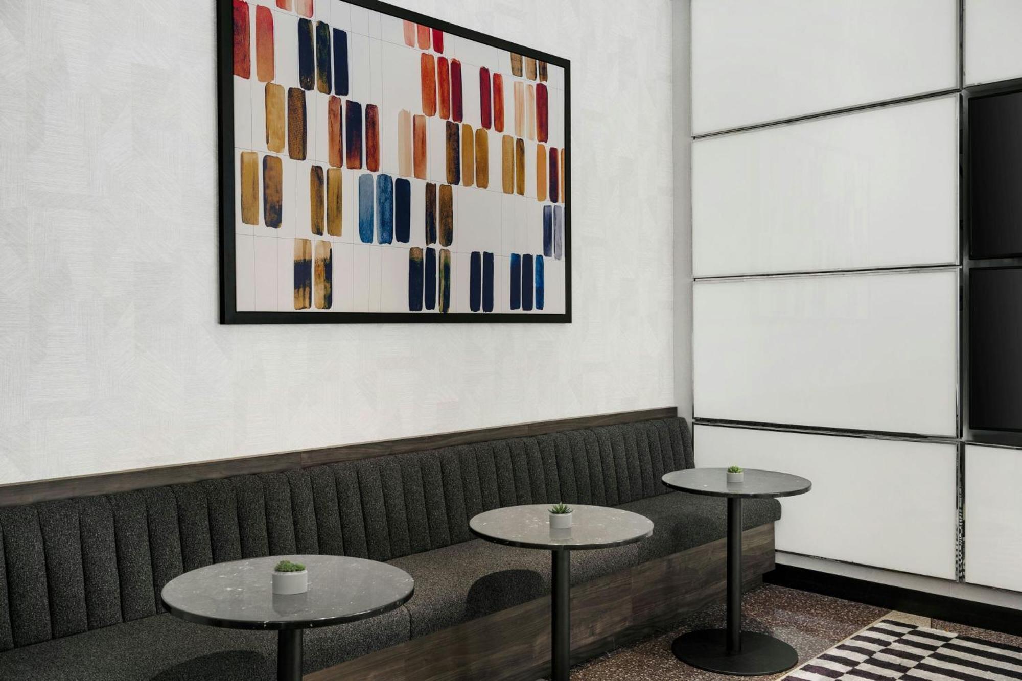 Fairfield And Downtown/ Magnificent Mile Hotel