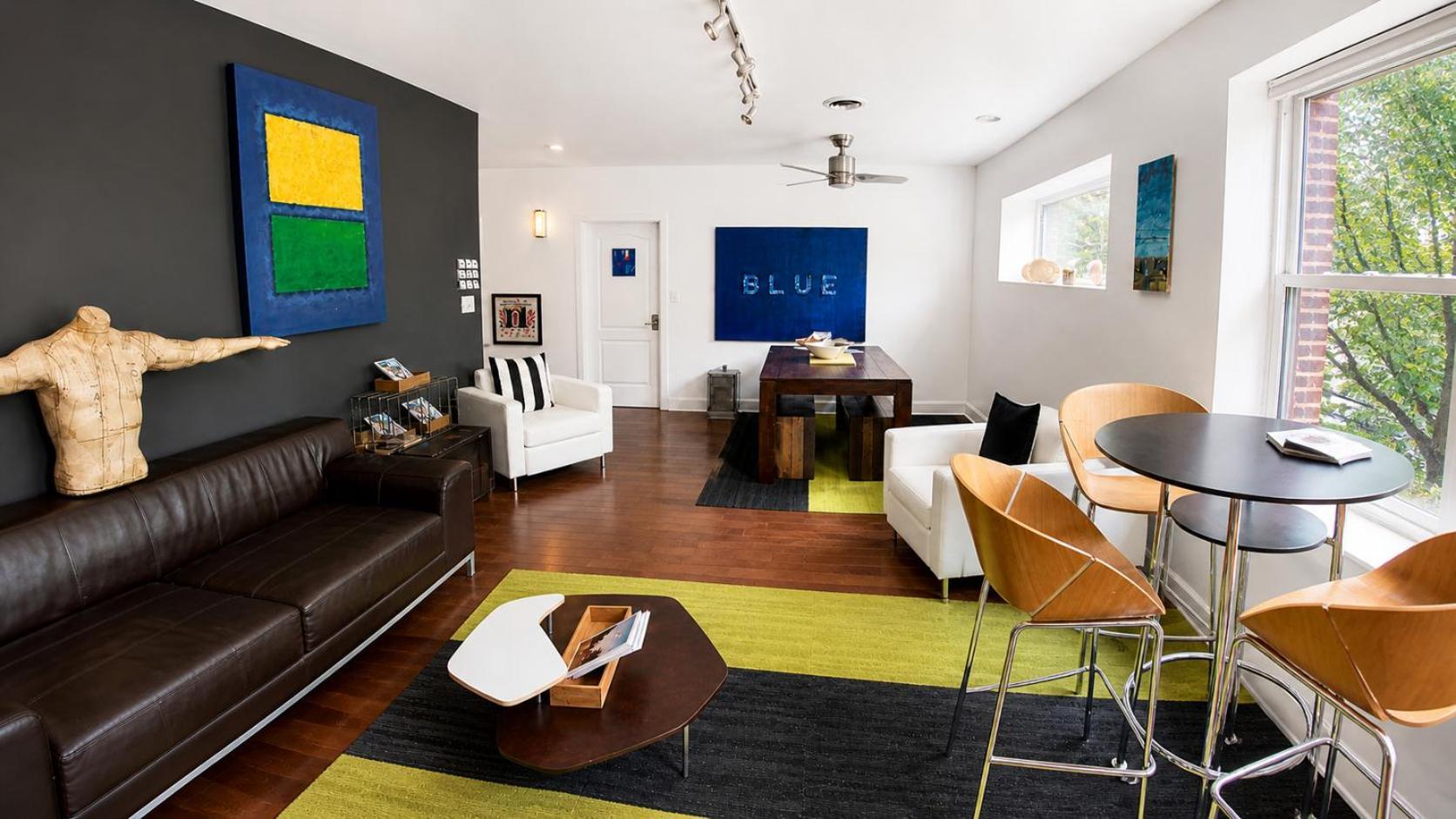 House 5863- Chicago's Premier Chicago