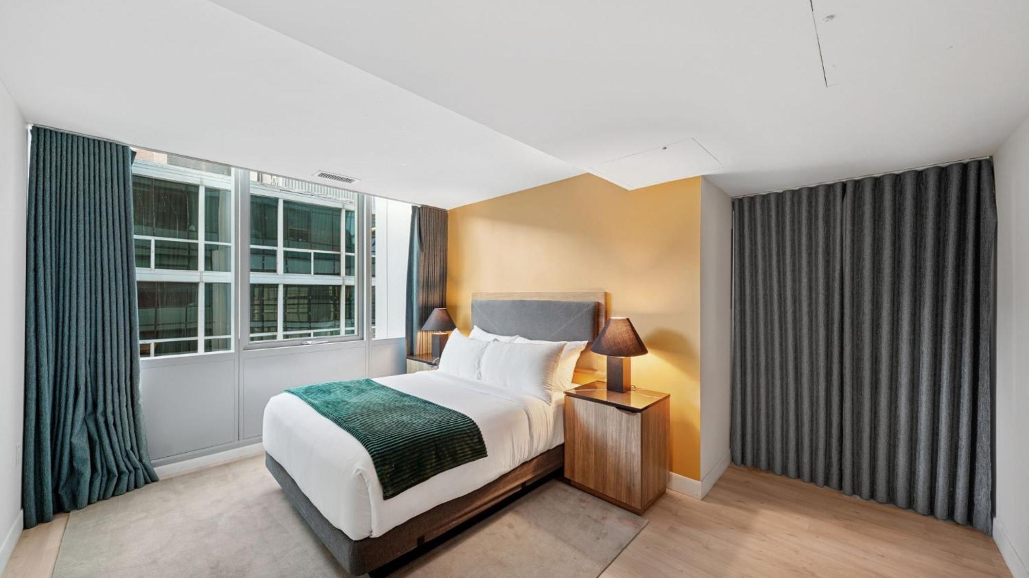 Hotel Sentral Michigan Avenue