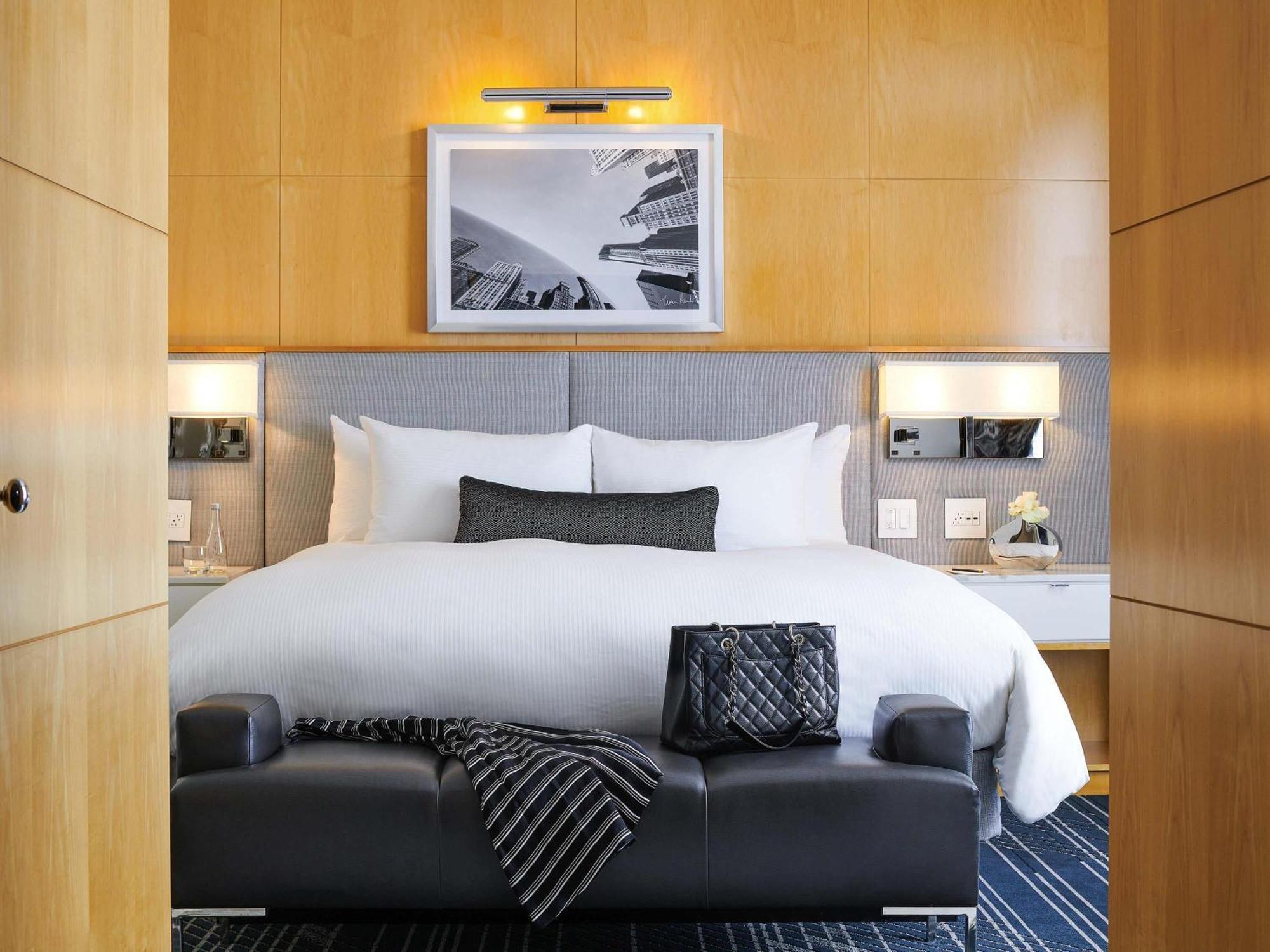 Hotel Sofitel Magnificent Mile