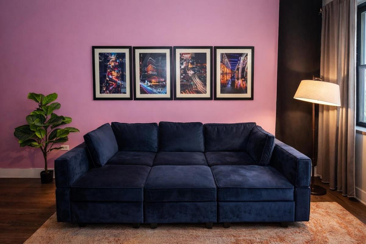 Mccormick Place Huge 2br Cozy Loft With Optional Parking Sleeps 8 Near Soldier Field And Grant Park Apartment Chicago