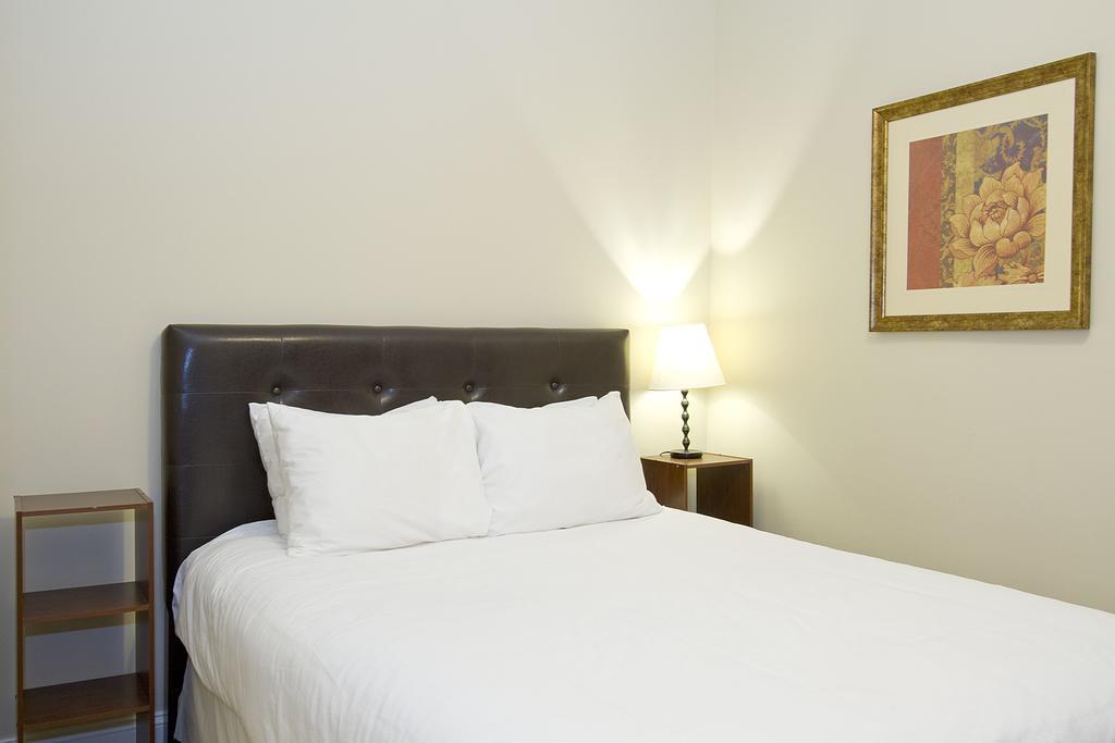 Three-bedroom On N Seminary Avenue Apt 1 Apartment