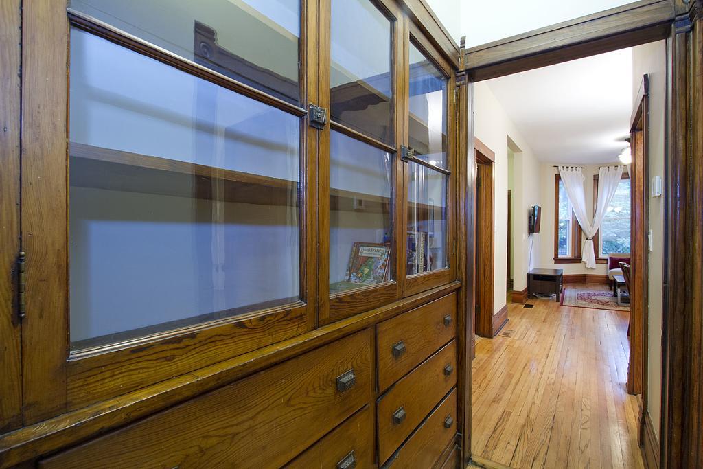 Three-bedroom On N Seminary Avenue Apt 1 Chicago