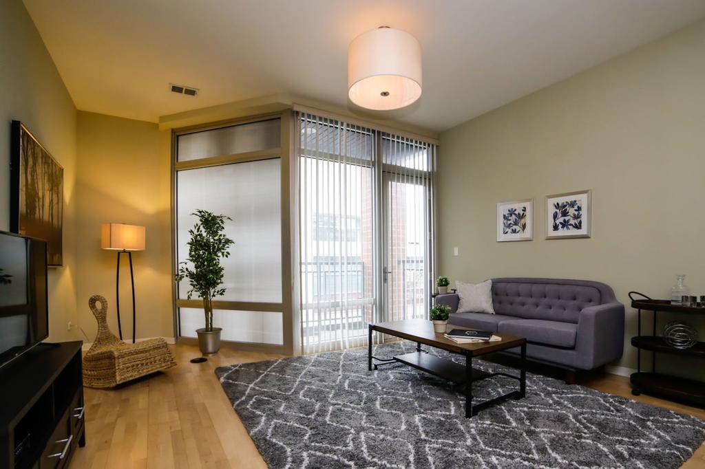 Apartment Two-bedroom On N Halsted Street Apt 302 Chicago