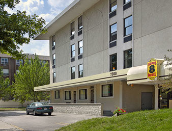 Super 8 By Wyndham Il Hotel Chicago