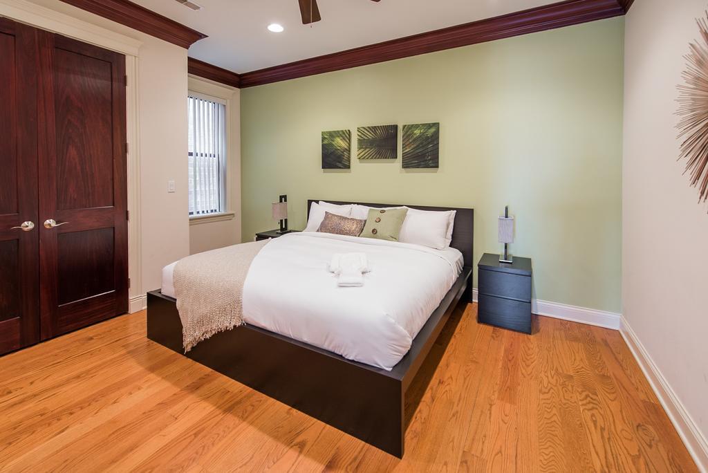 Sonder — Fullerton 3* Chicago