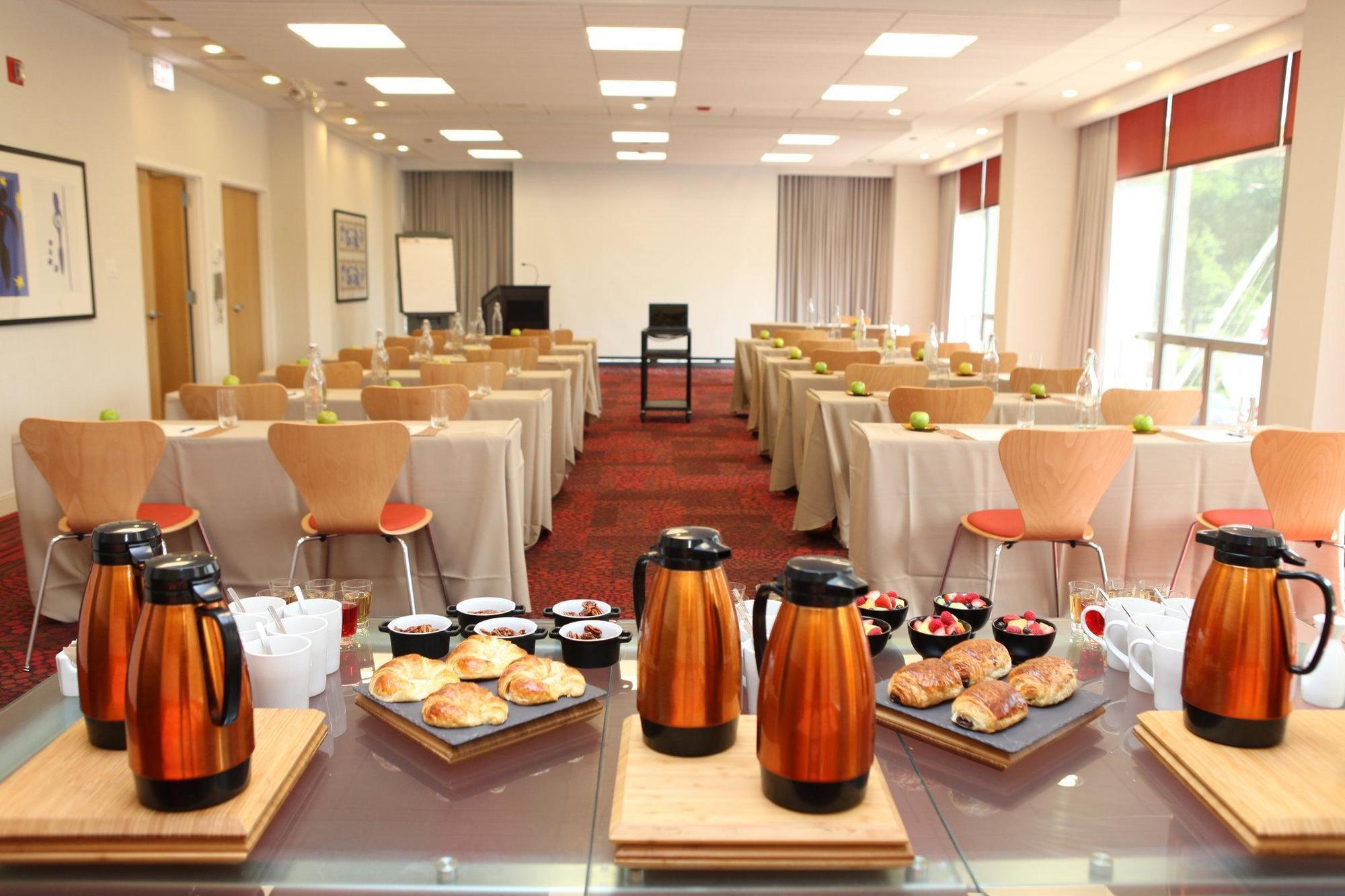 Hotel Le Meridien Essex 4*