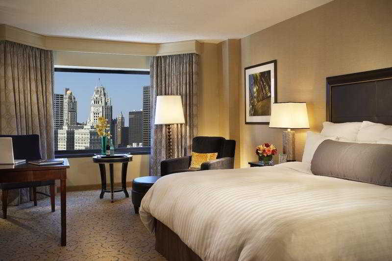 Renaissance Downtown Chicago