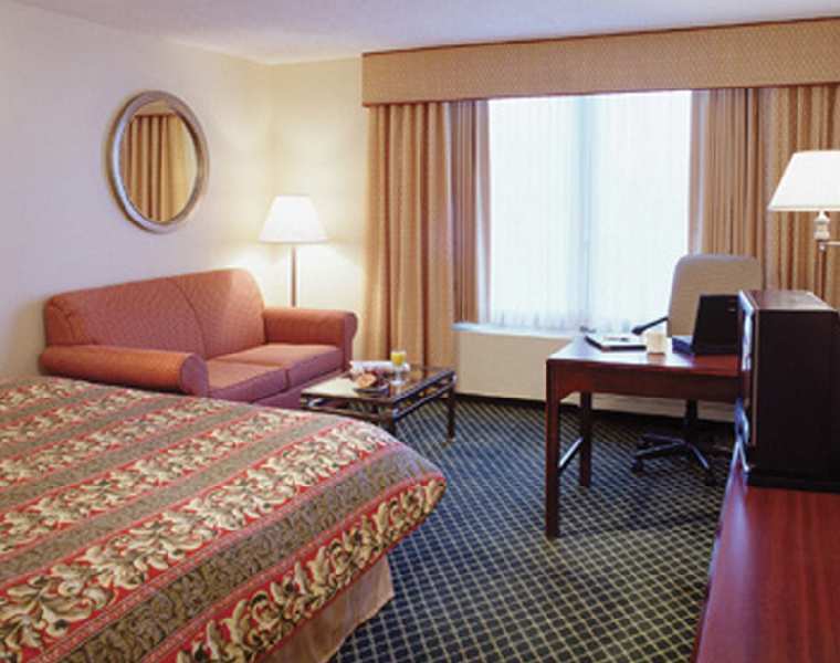 Courtyard By Marriott Downtown/river North Chicago