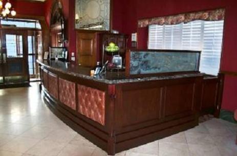 Hotel At Lincoln Park Chicago