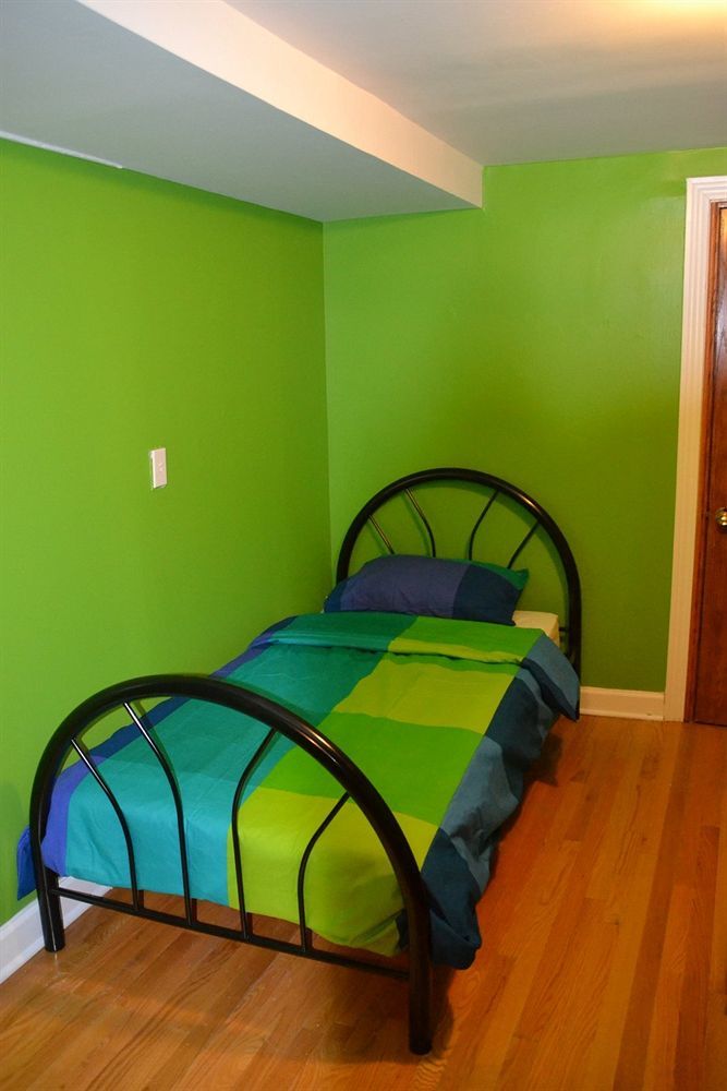 Wrigley - (adults Only) Albergue