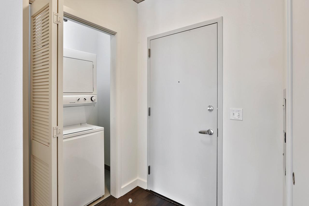Apartment Alfred On Illinois Street *