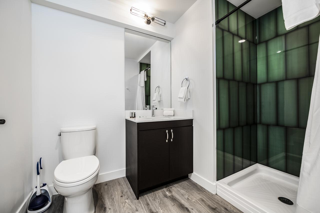 Apartment Plum Chicago