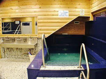 Apartment Wicker Park Bathhouse Chicago