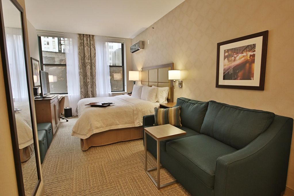 Hampton Downtown/n Loop/michigan Ave 3*