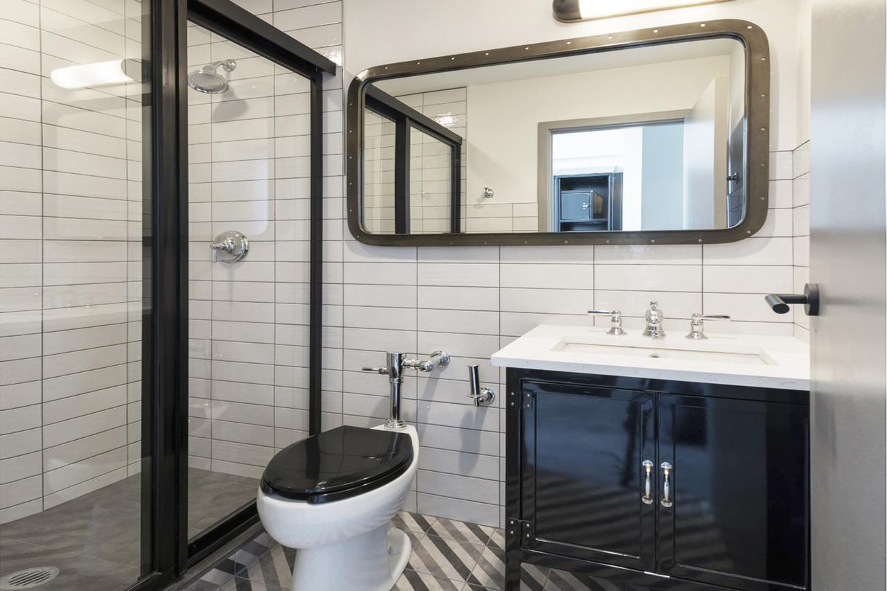 Hotel The Collection River North 3*