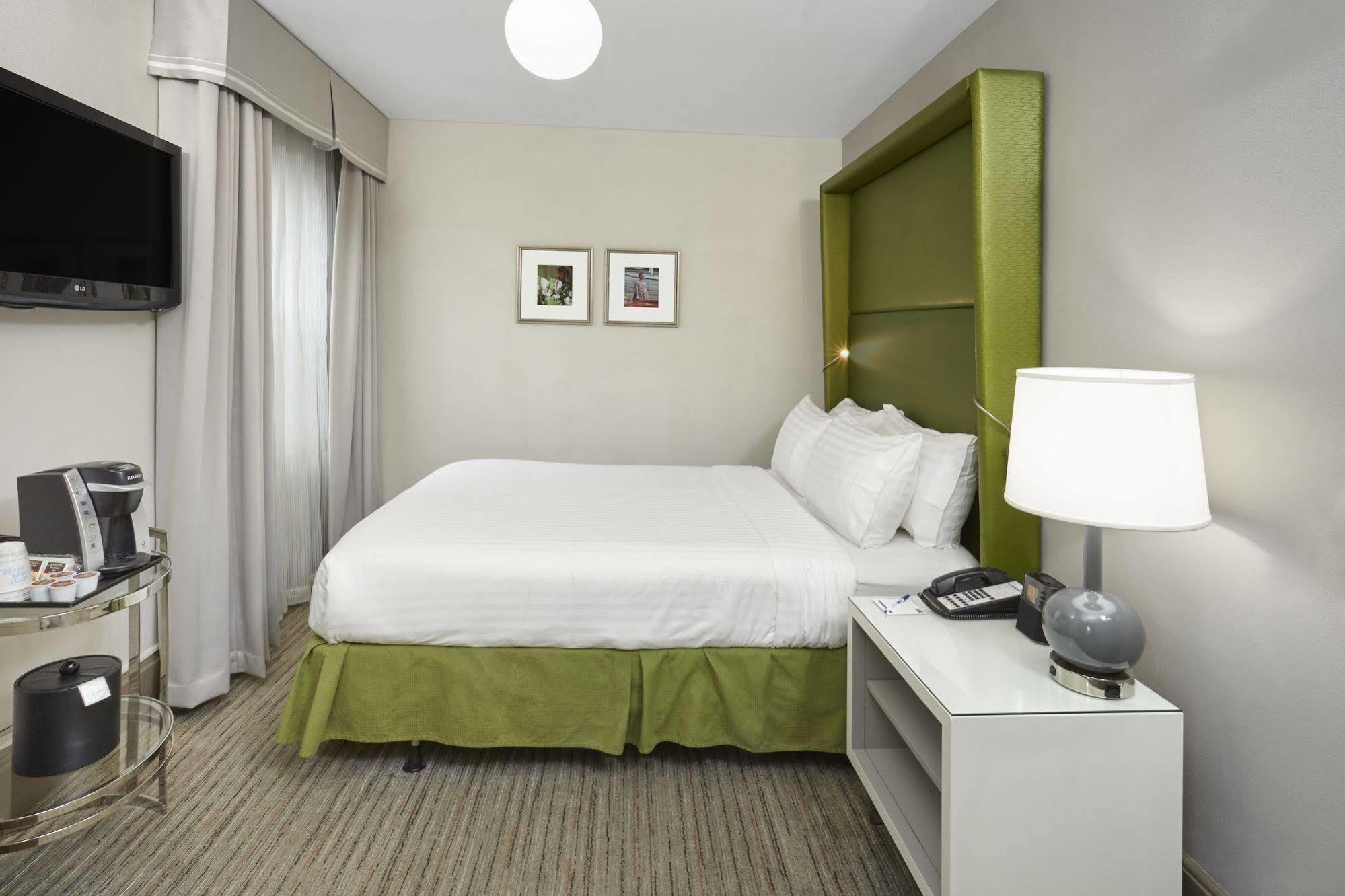 Express - Magnificent Mile By Ihg 3* Chicago