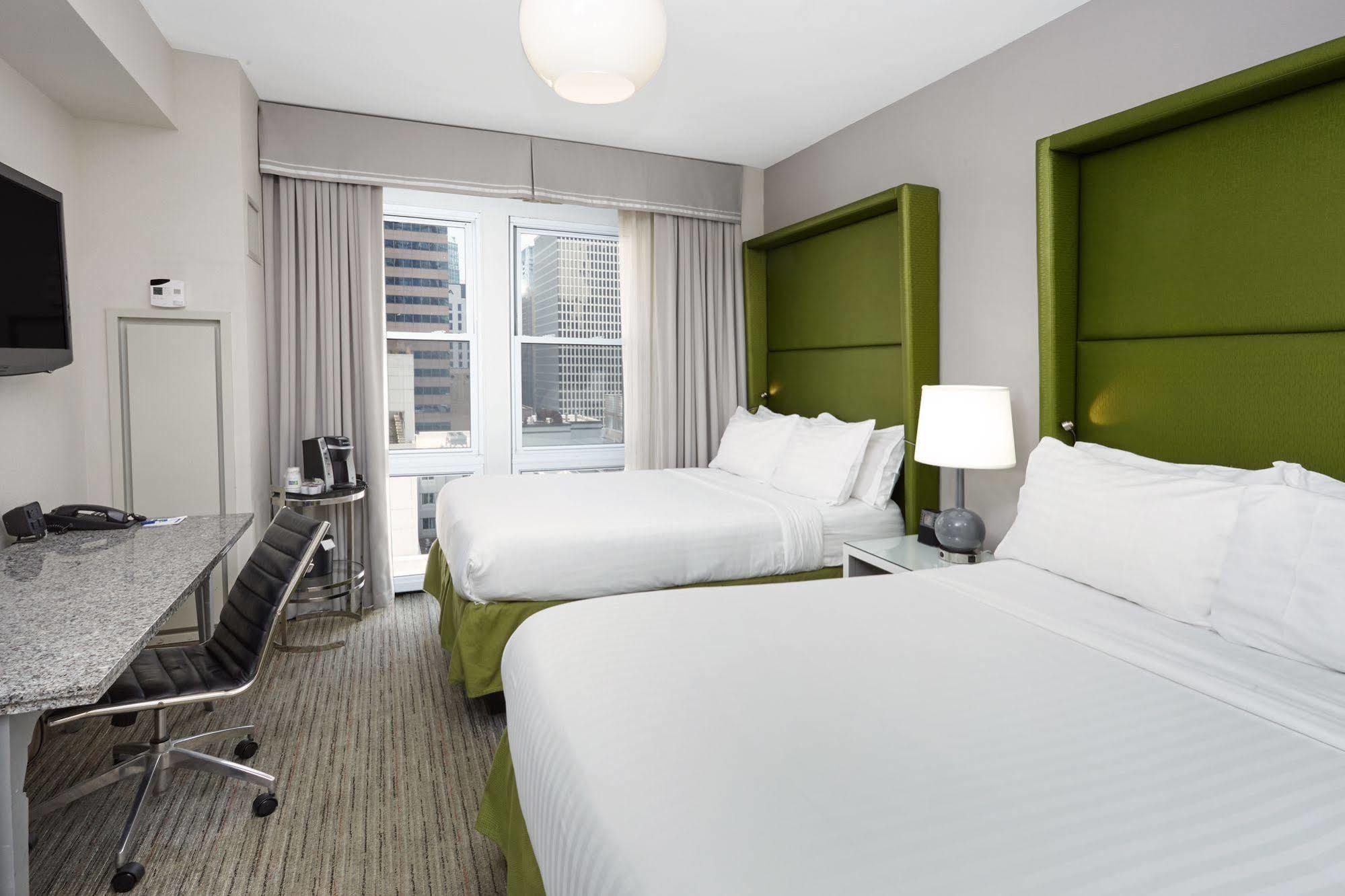 Express - Magnificent Mile By Ihg Hotel