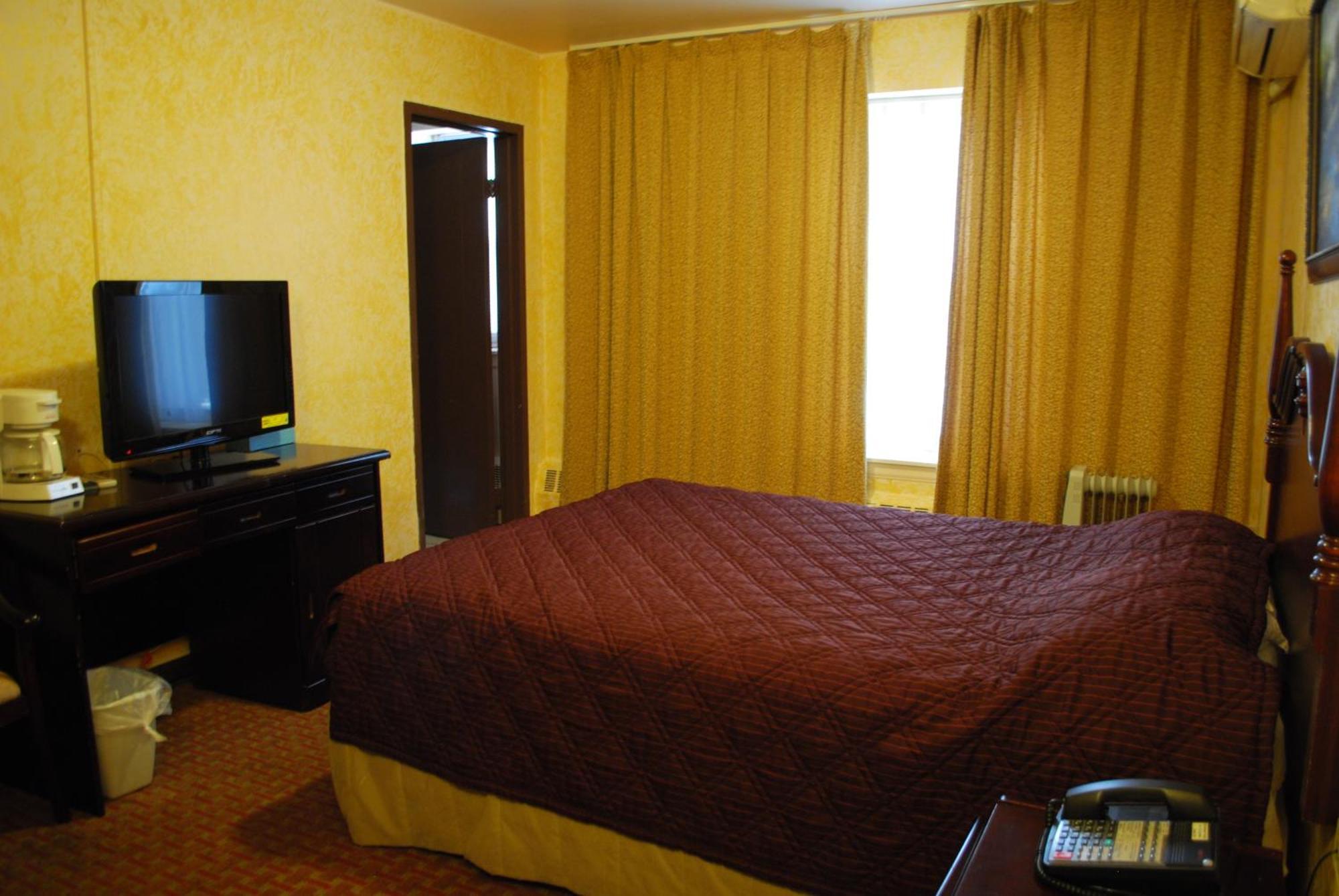 Hotel Chinatown Chicago