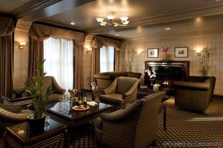 Hotel City Suites Hotel 3*
