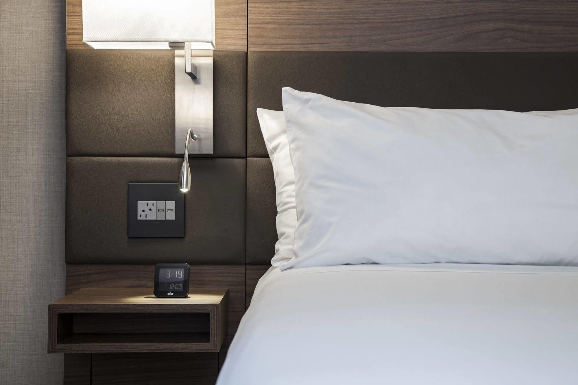 Hotel Ac Downtown 4*