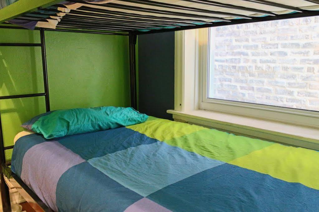 Wrigley - (adults Only) Albergue