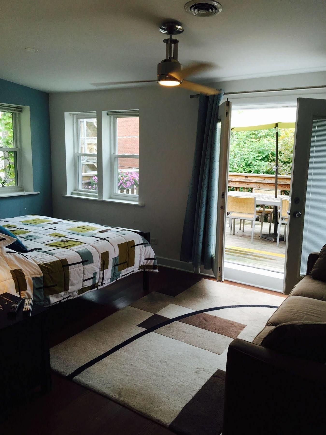 House 5863- Chicago's Premier Bed & Breakfast 4*