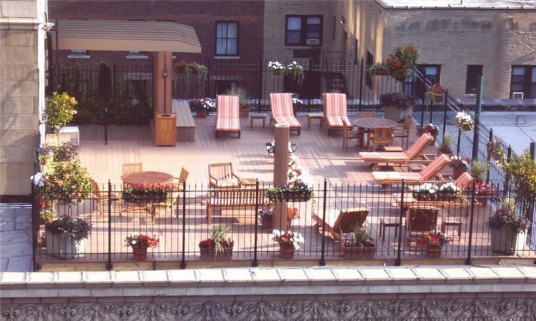 The Seneca & 4*