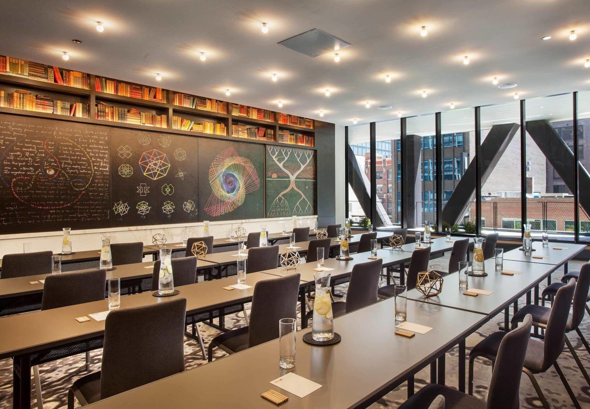 Emc2, Autograph Collection Chicago