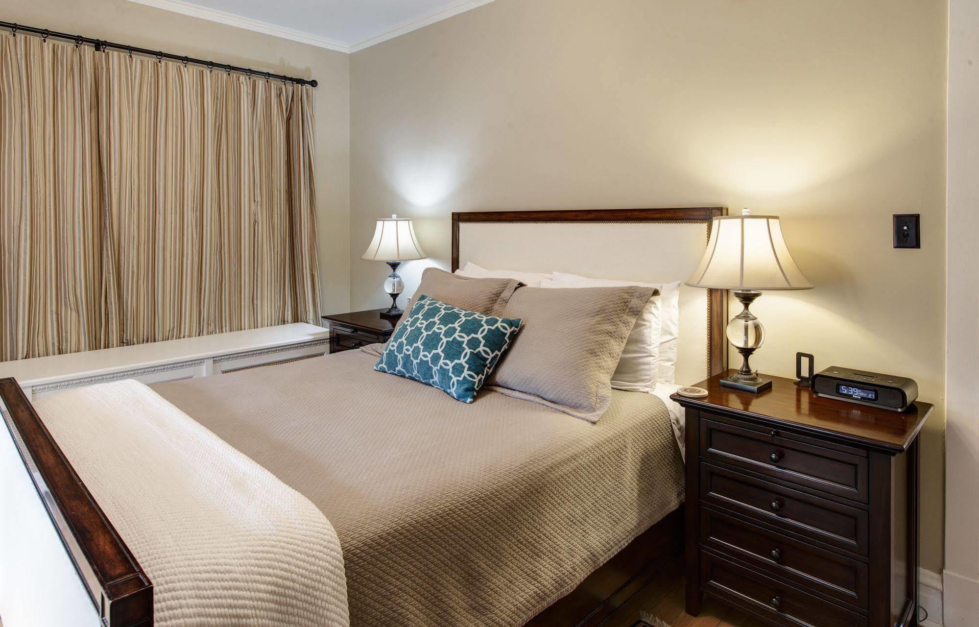 Lang House B&B - Chicago Couette-café
