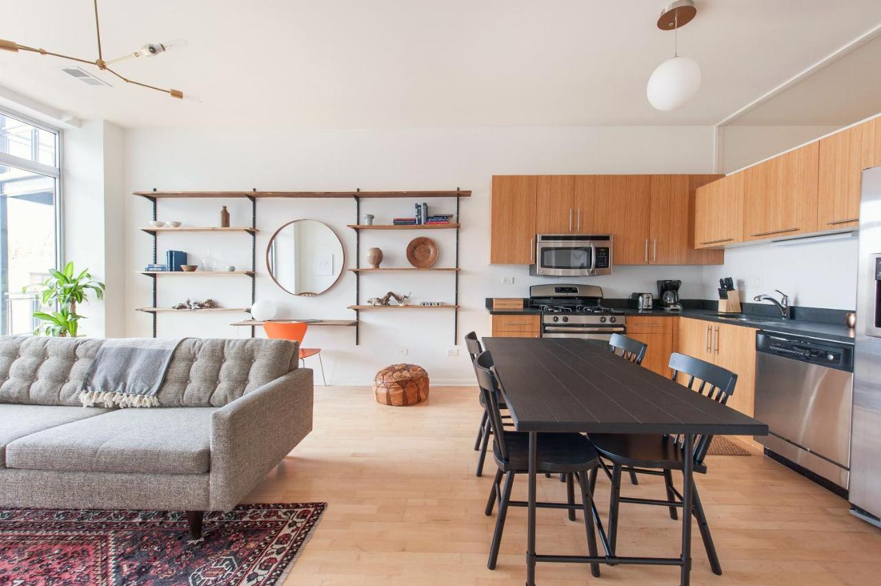 Sonder Lincoln Park Aparthotel Chicago