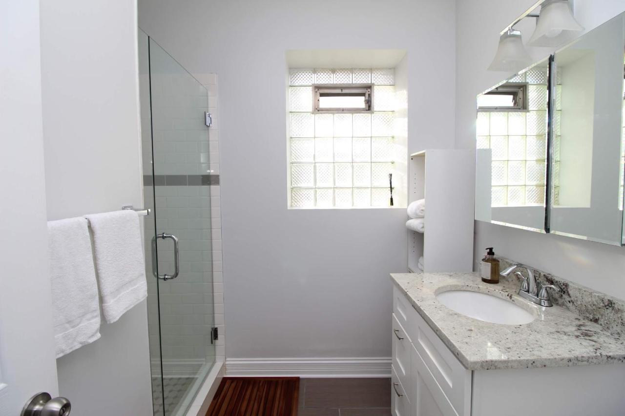 Apartamento Frontdesk Updated 2 Bedroom Apt With Full Kitchen *
