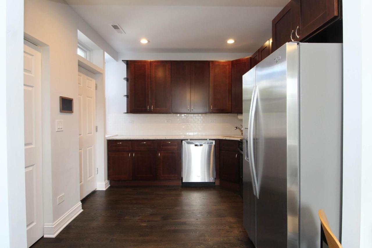 Apartamento Frontdesk Updated 2 Bedroom Apt With Full Kitchen Chicago