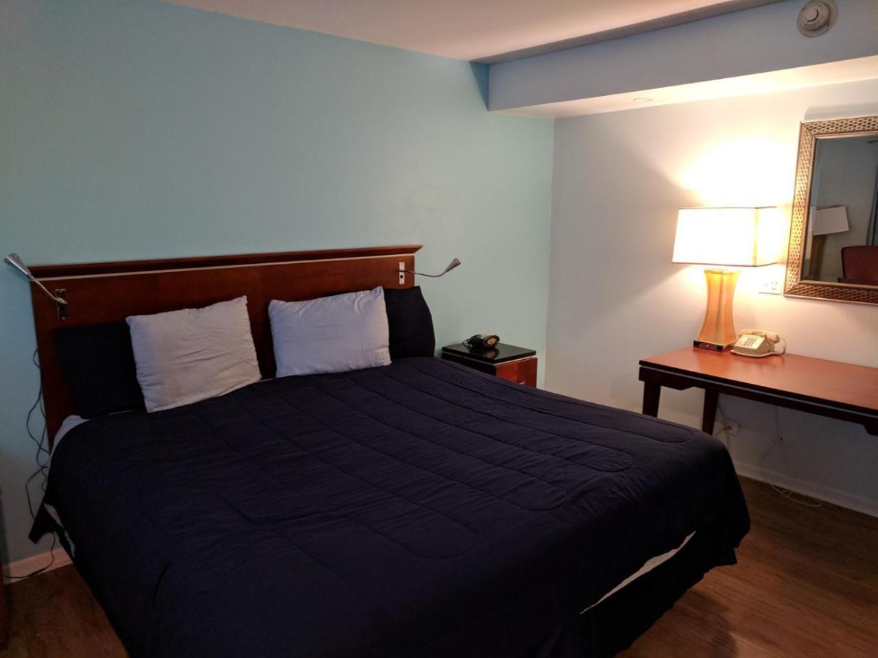 Hotel Skylark Chicago